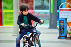 Kundo Spain SmartTrail 12 Convertible Balance Pedal Bike Member price HK 2052 deBebe Shop Mommy Baby Kiddy Educational Products http www bebe .hk